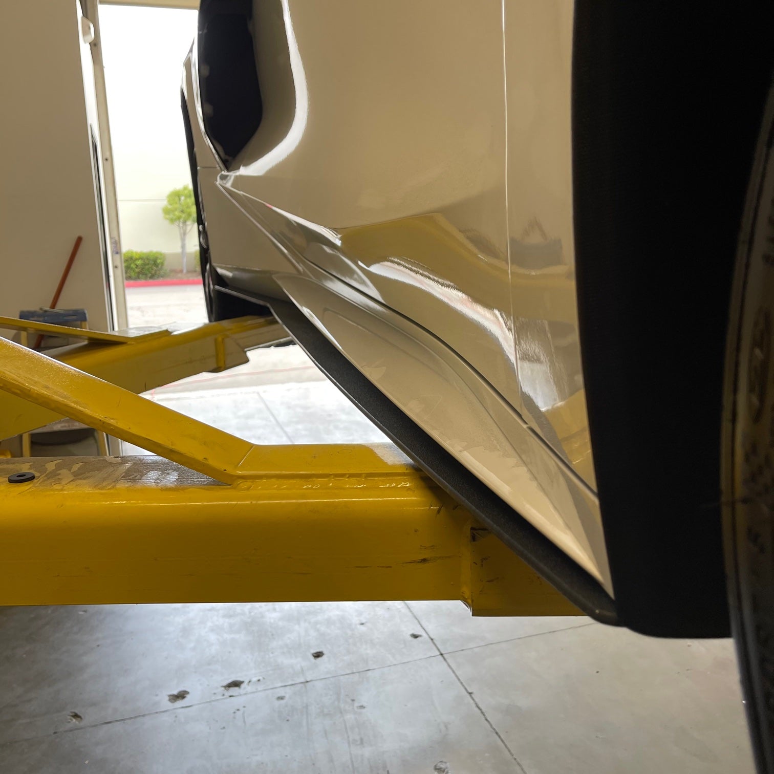Corvette 20-26 Side Skirt Extensions