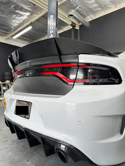 2015 - 2023 REG BODY "SRT" Wing And Scatpack Widebody: V2 Duckbill Design Carbon Fiber Wickerbills