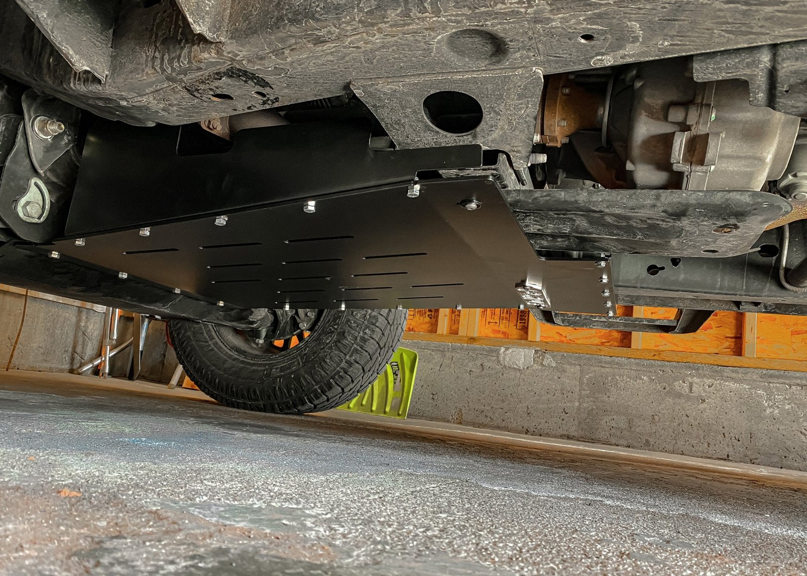 Chevrolet Colorado / GMC Canyon (2015-2022) Catalytic Converter Guard