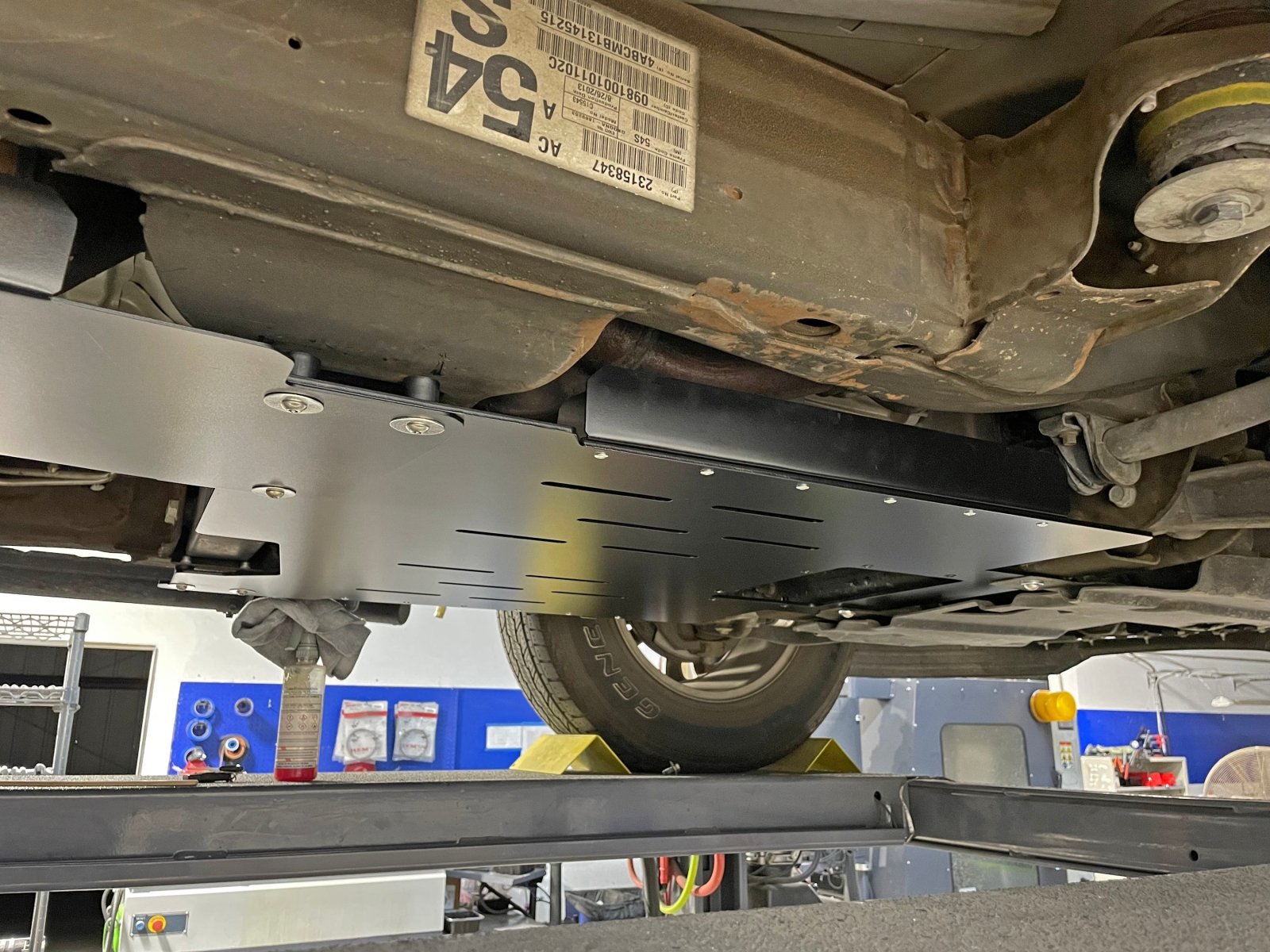 Chevrolet Silverado / GMC Sierra 1500 Catalytic Converter Guard (2014-2018)