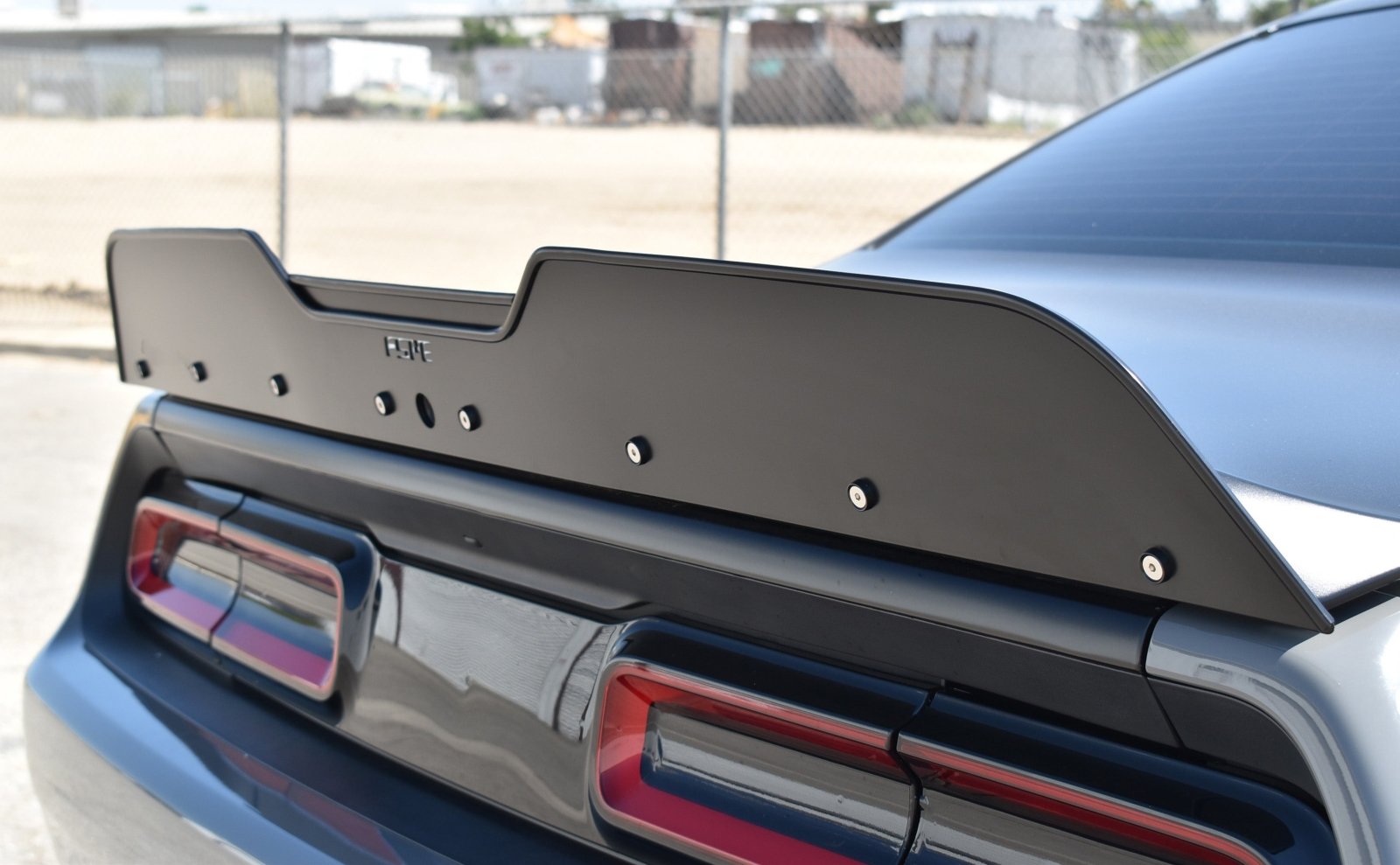 Dodge Challenger (2015-2024) 2-Layer Wicker Bill V1