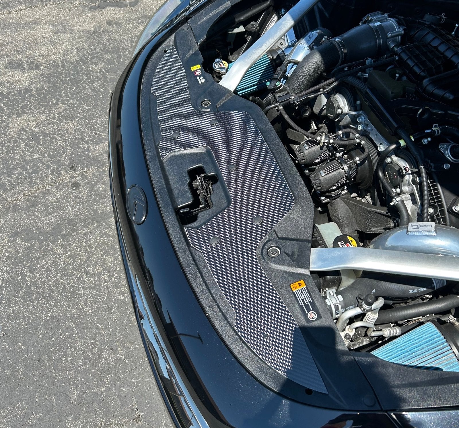 Kia Stinger (2018-2023) Carbon Fiber Radiator Cover Overlay