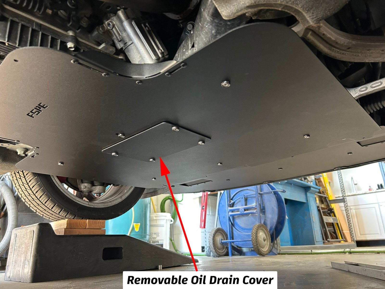 Kia Stinger (2018-2023) Oil Pan Skid Plate