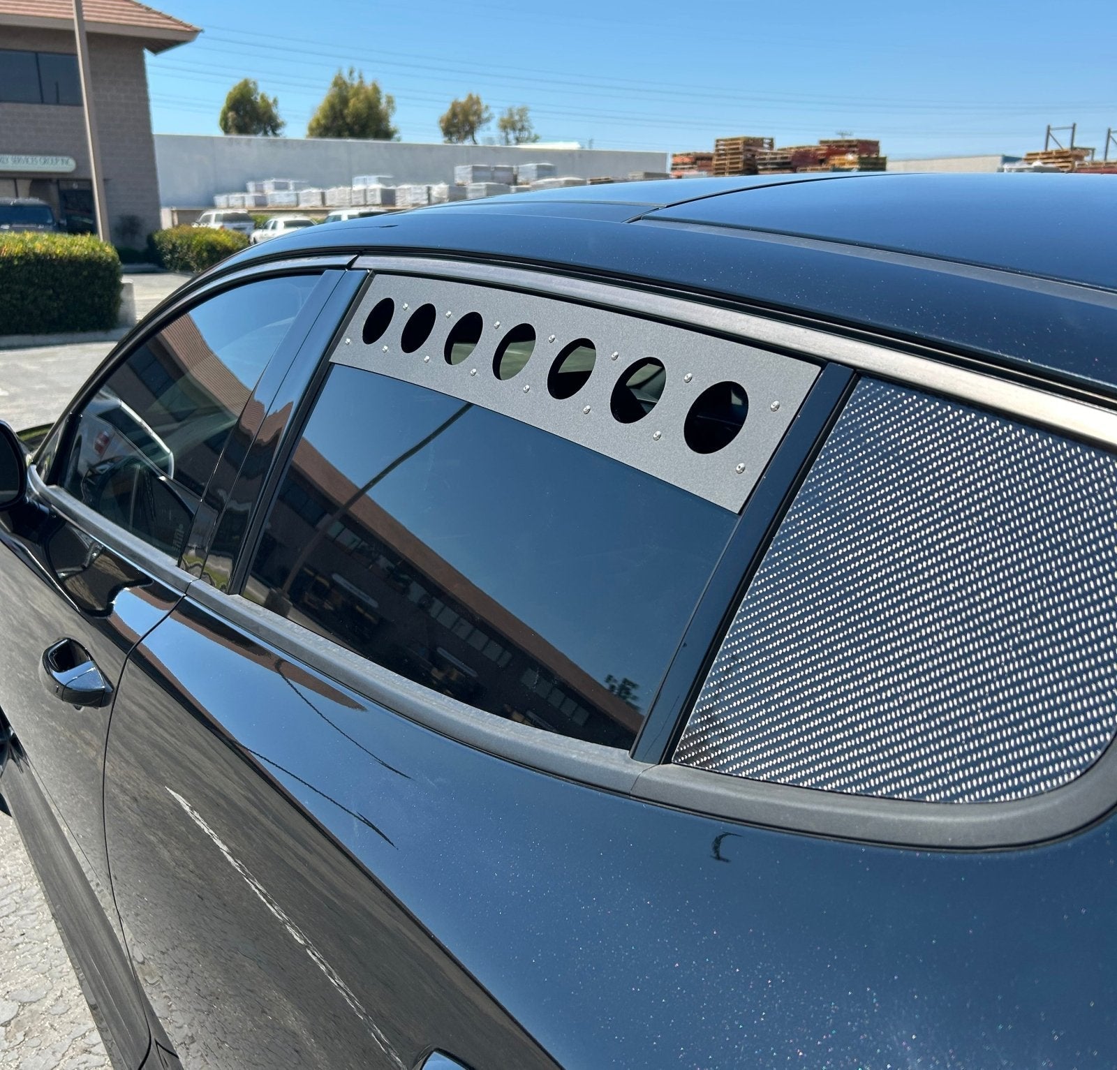 Kia Stinger (2018-2023) Rear Window Vents (PAIR)