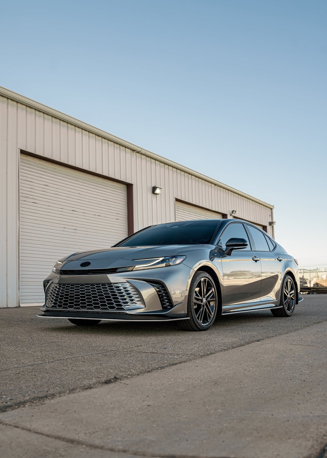 Toyota Camry (2025+) SE / XSE Chassis Mount Front Splitter