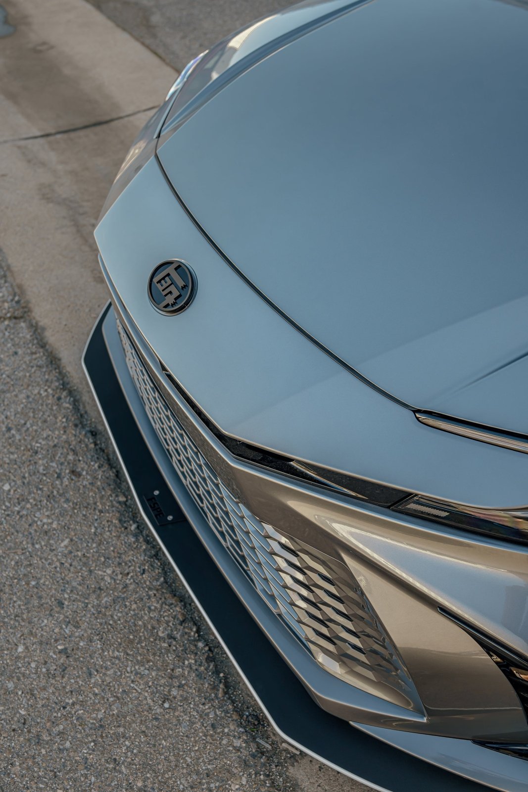 Toyota Camry (2025+) SE / XSE Chassis Mount Front Splitter
