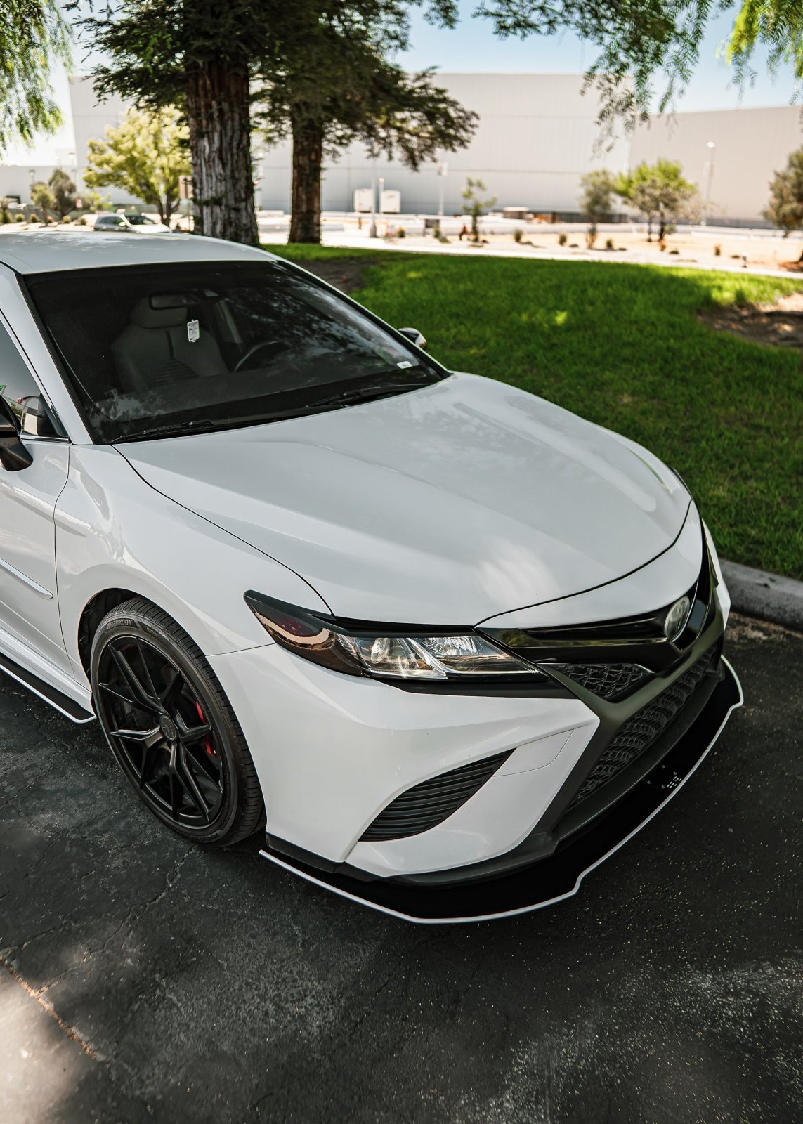 Toyota Camry (2018-2024) SE / XSE Chassis Mount Front Splitter