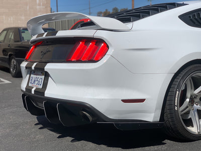 2015 - 2017 Ford Mustang: V2 Honey Comb Design Diffuser