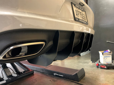 2015+ Dodge Charger SXT-RT: V2 Honey Comb Design Diffuser
