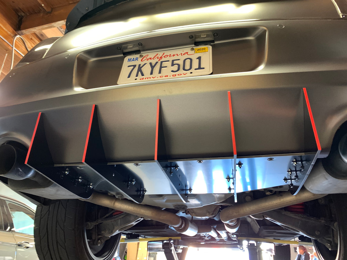 2010 - 2014 Chrysler 300: V2 Straight Design Diffuser – KNG Motorsports